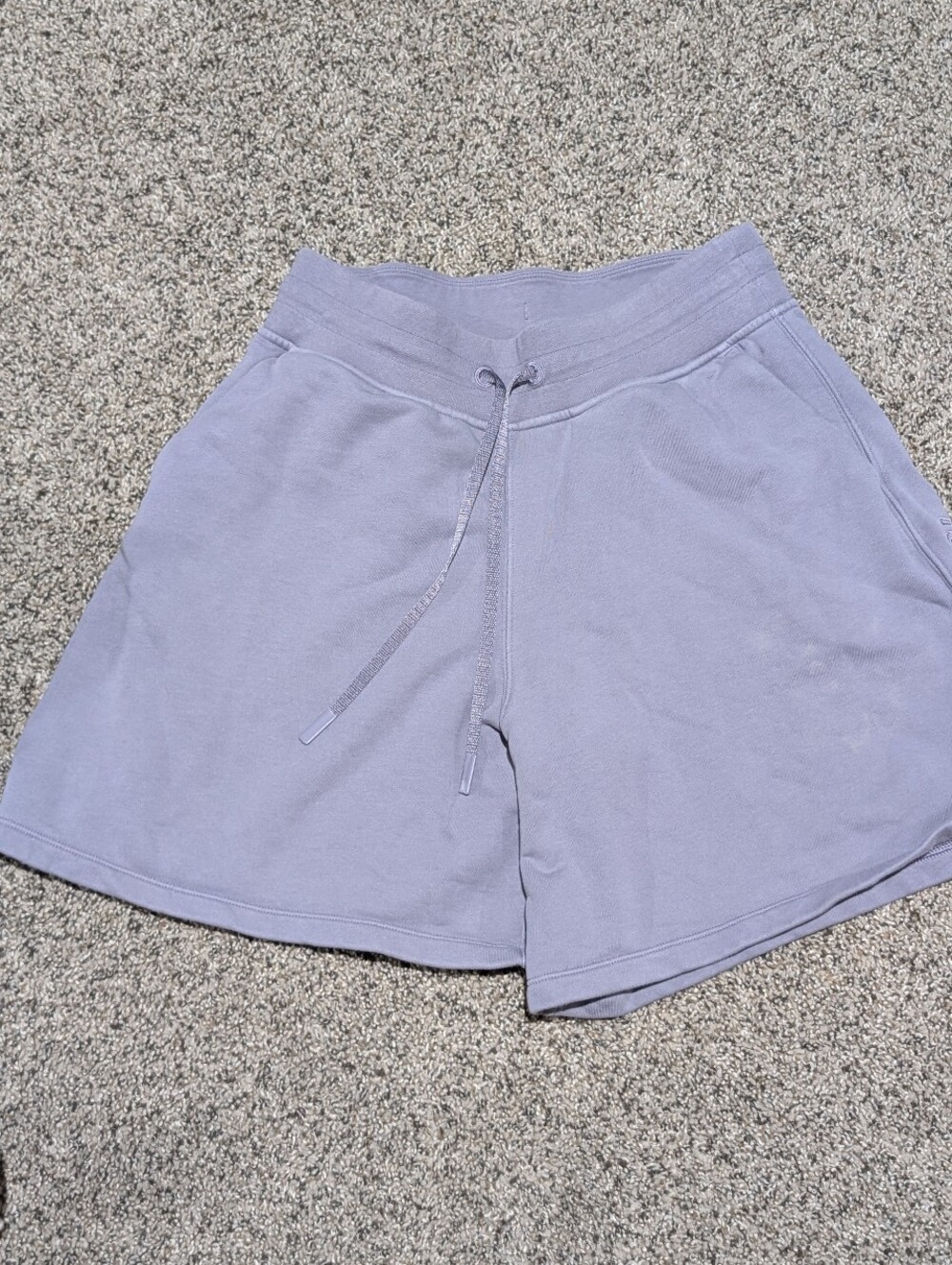 Women’s Lululemon Highrise Scuba Shorts with Drawstring Waist